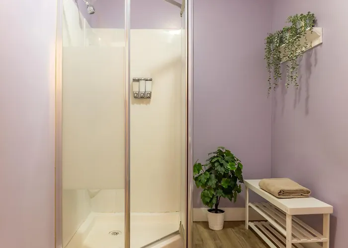 Samesun Banff Hostel